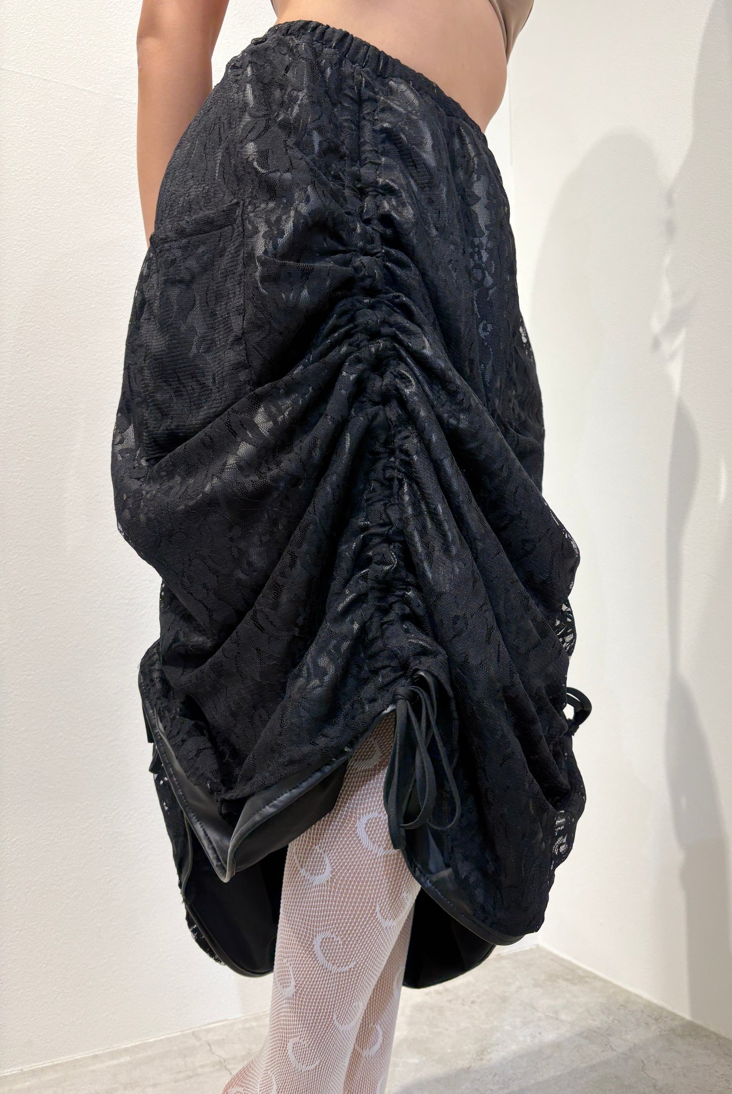 Armore Skirt ~ black lace (ᴄᴜʀᴛᴀɪɴ ʟᴇɴɢᴛʜ)