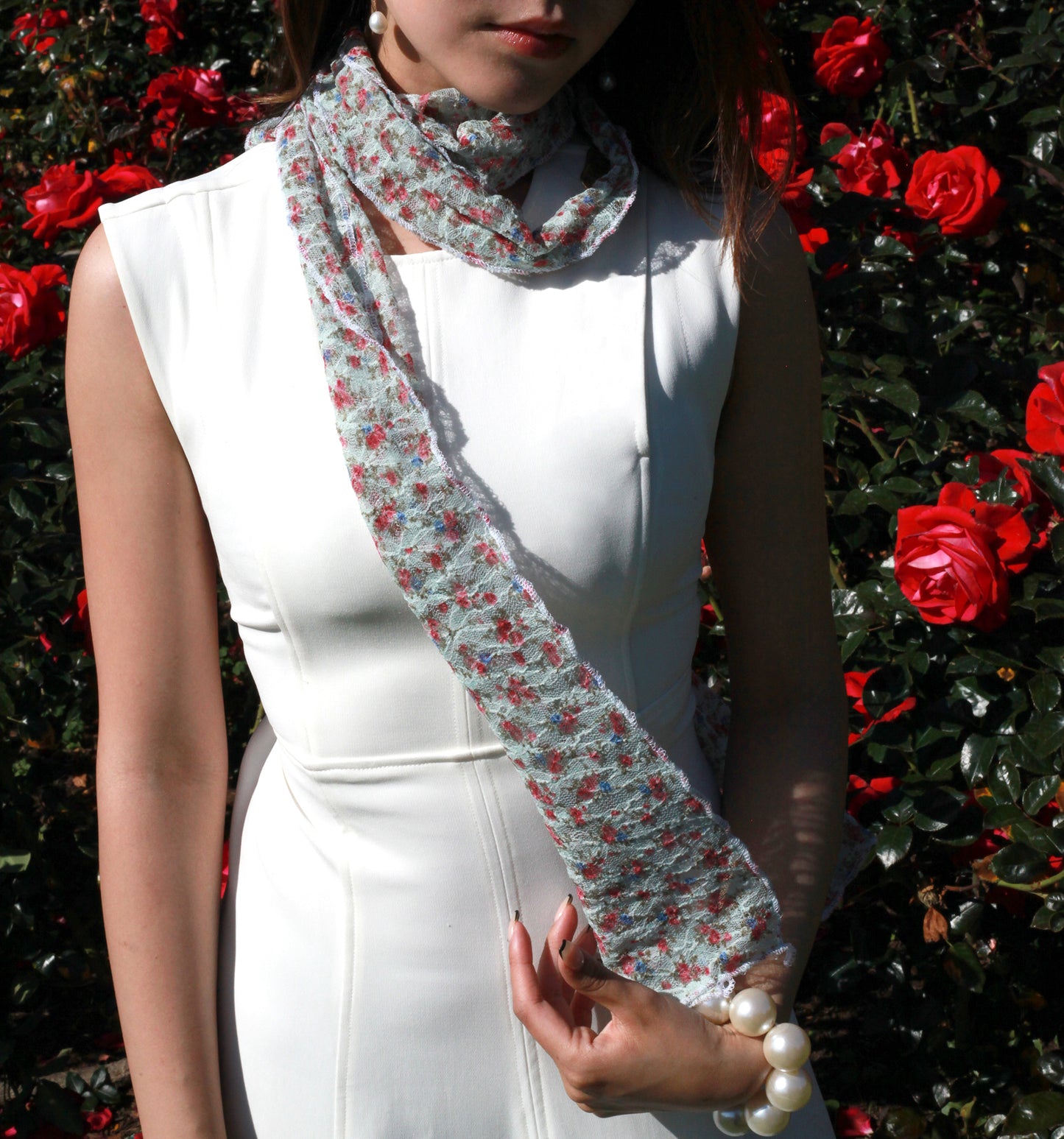 Roseffy Slim Scarf ~ floral