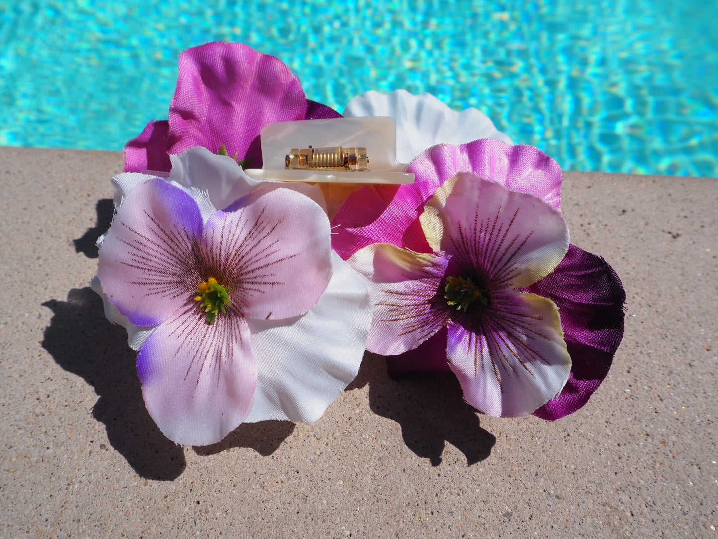 Flora Muse Hair Clip