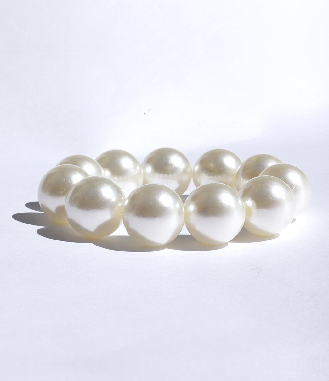 Classic Pearl Bracelet