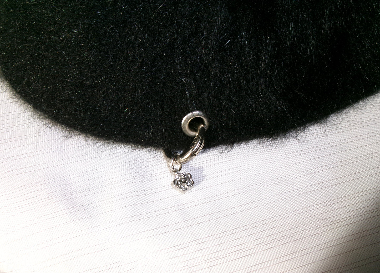 SNOW Snuggle {hat} black