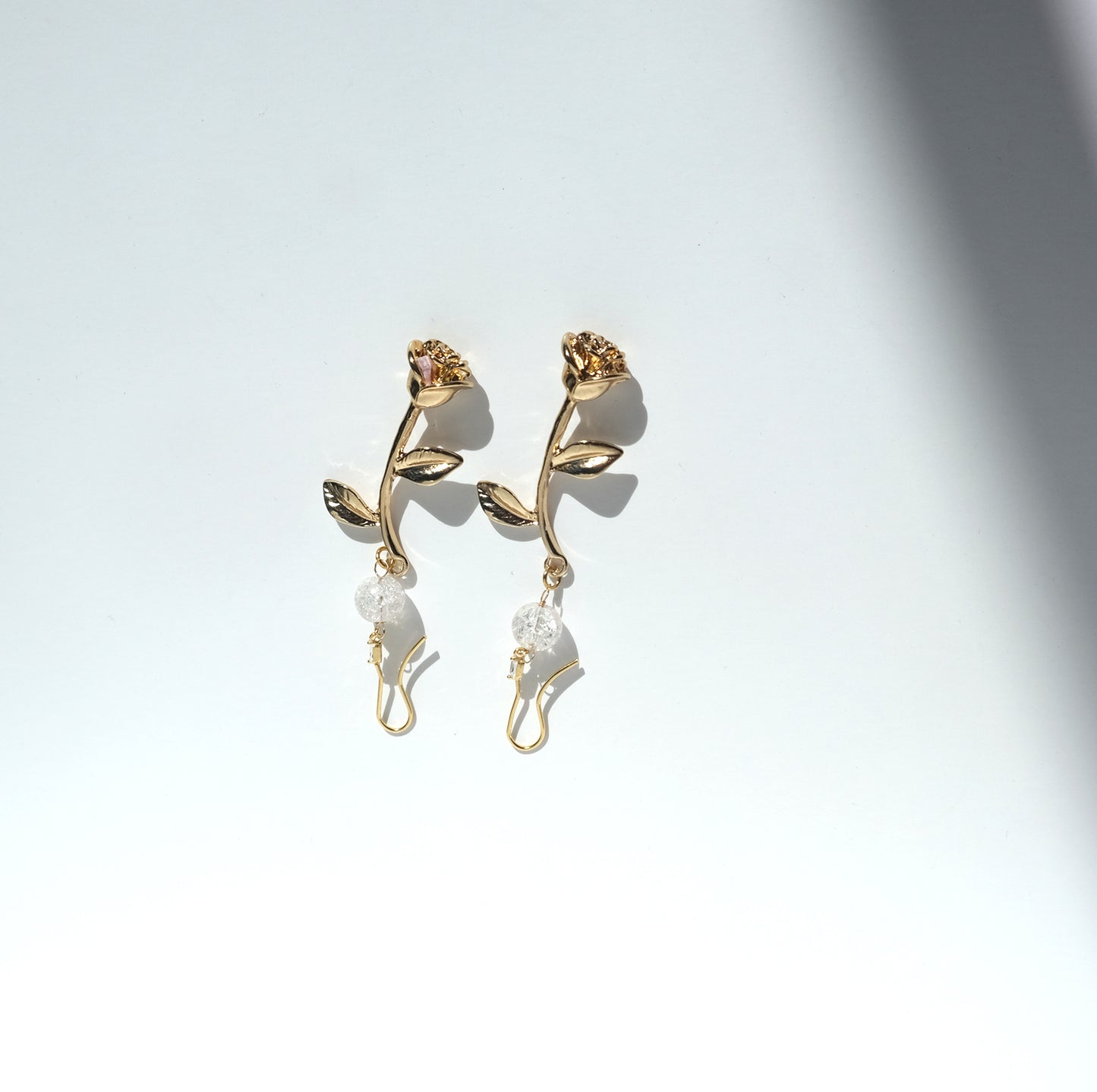 Golden Stillness Rose(earrings)