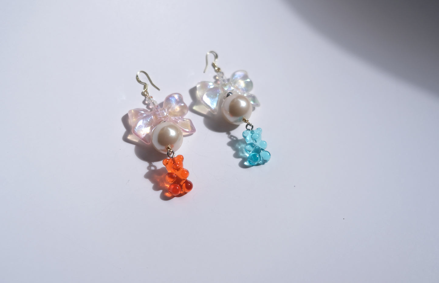 (earrings)