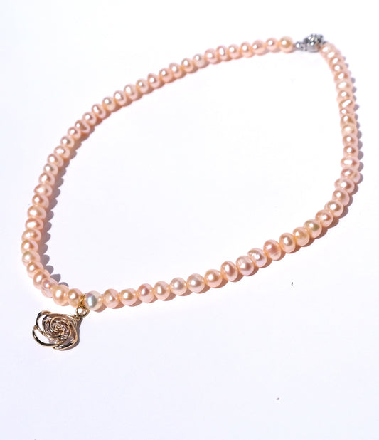 Peach Pearl Rose (necklace)