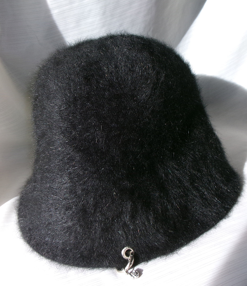 SNOW Snuggle {hat} black