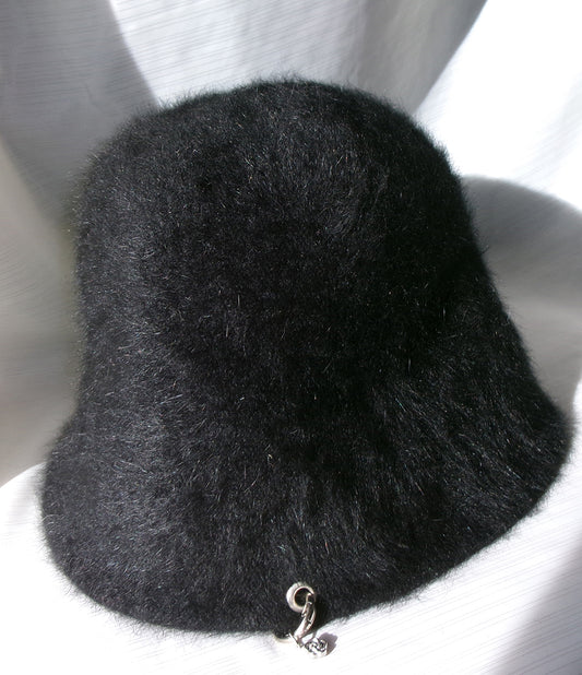 SNOW Snuggle {hat} black
